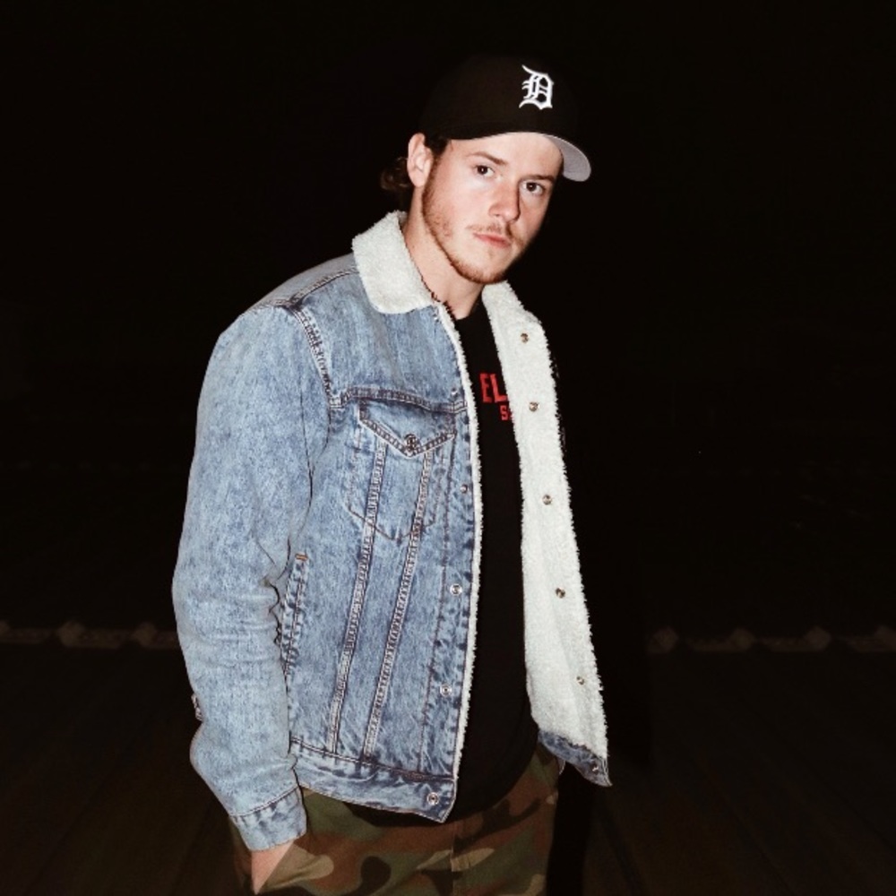 Meet your Posher, Keenan